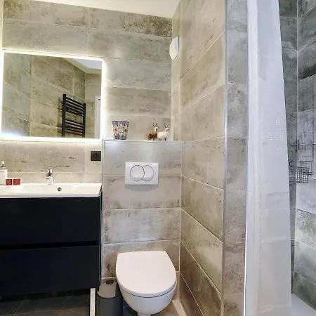1650 : Neuf 2p+cab, Ideal 4 Pers Proche Centre Avec Parking - Fr-1-575-188 Courchevel